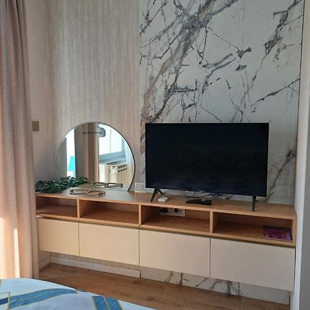 Apartment Centrum - Free Private Parking Nowy Sad Zewnętrze zdjęcie