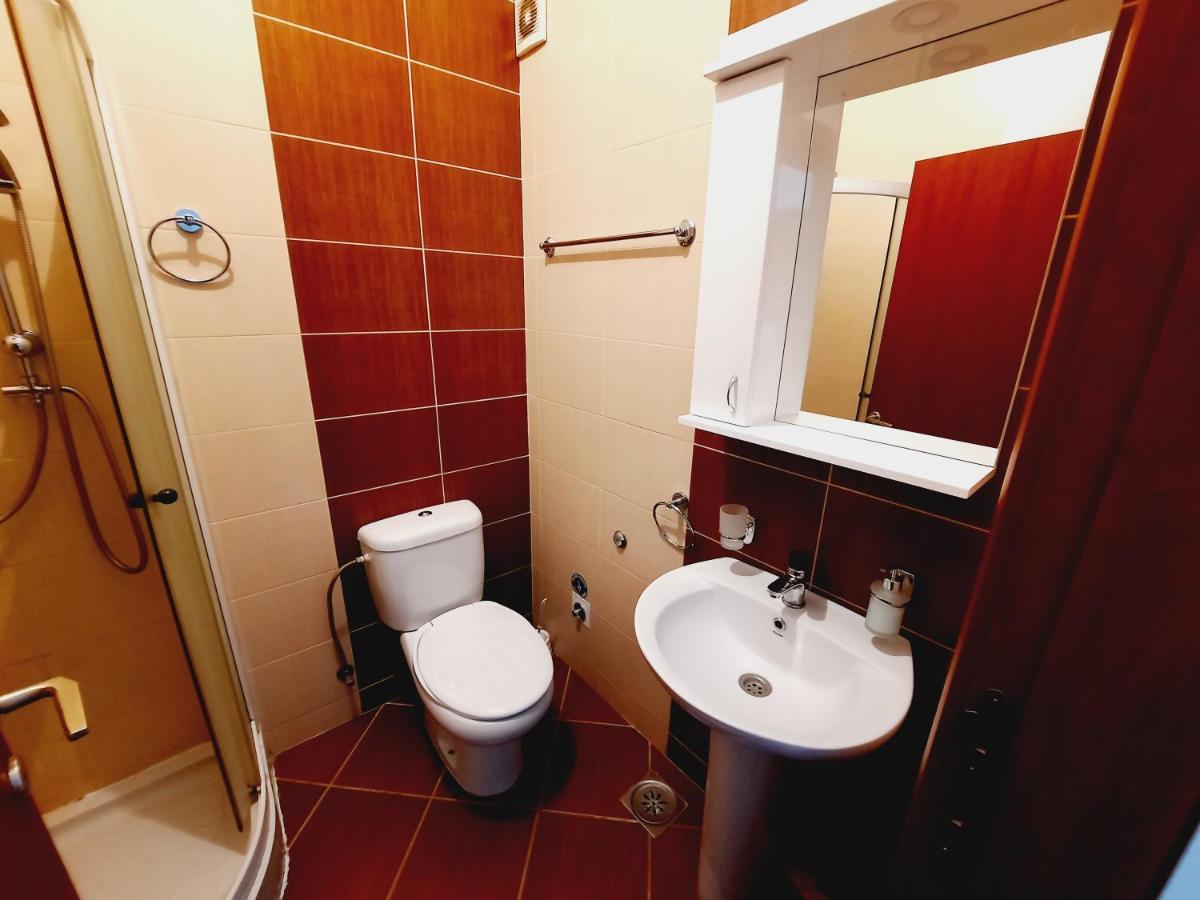 Apartment Centrum - Free Private Parking Nowy Sad Zewnętrze zdjęcie