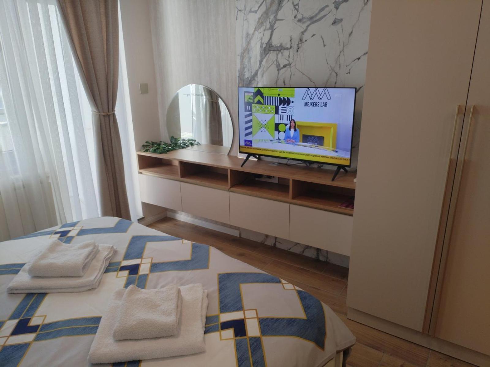 Apartment Centrum - Free Private Parking Nowy Sad Zewnętrze zdjęcie