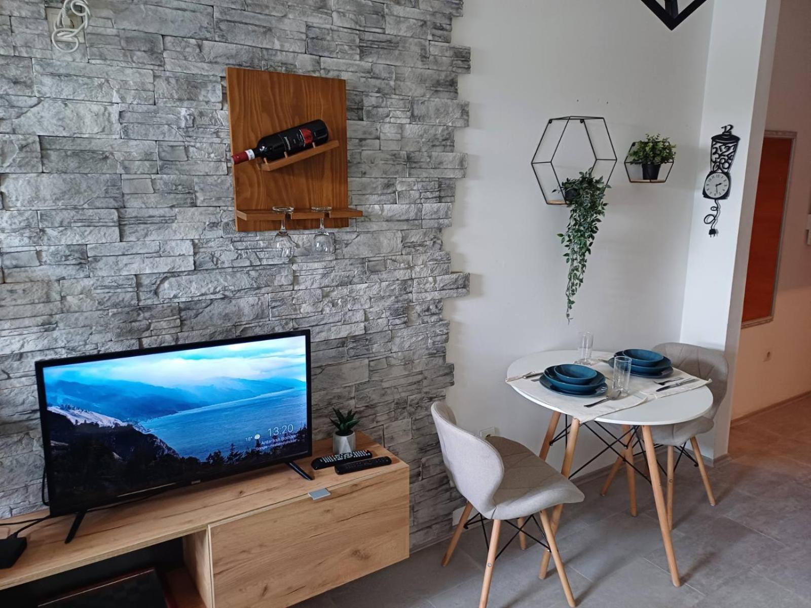 Apartment Centrum - Free Private Parking Nowy Sad Zewnętrze zdjęcie